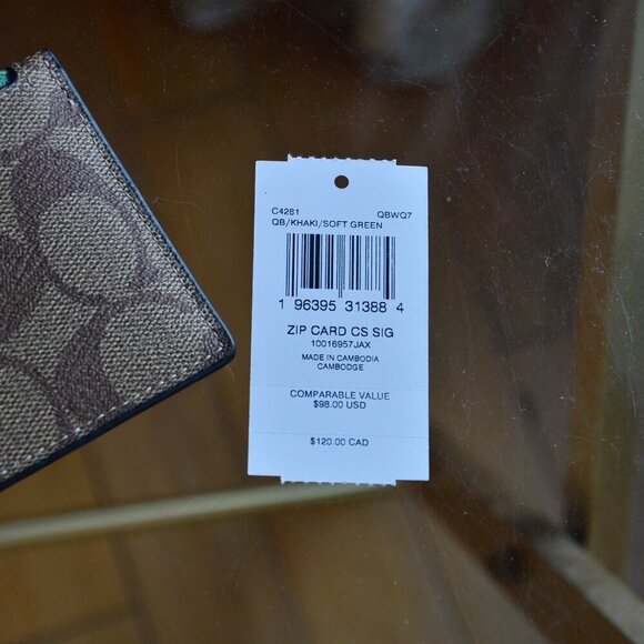 Coach C4281 Zip Card Case In Signature Canvas - Picture 3 of 7